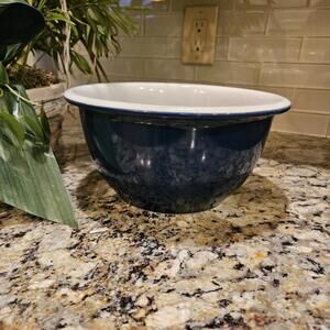 Vintage Corelle 2 Qt  Mixing Bowl Blue Bayou